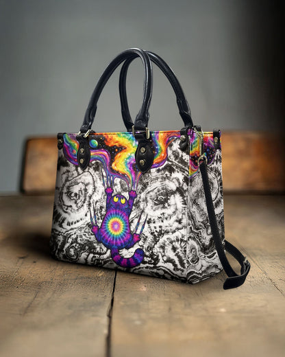 SCRATCHING CAT GALAXY LEATHER HANDBAG- KMTM1104261